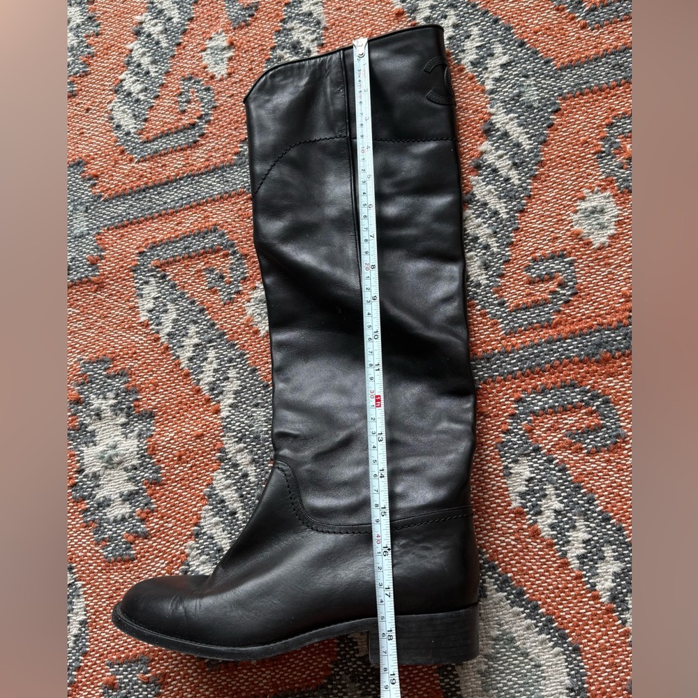Chanel leather knee-high riding boots size IT 39 US 8 - Picture 6 of 6